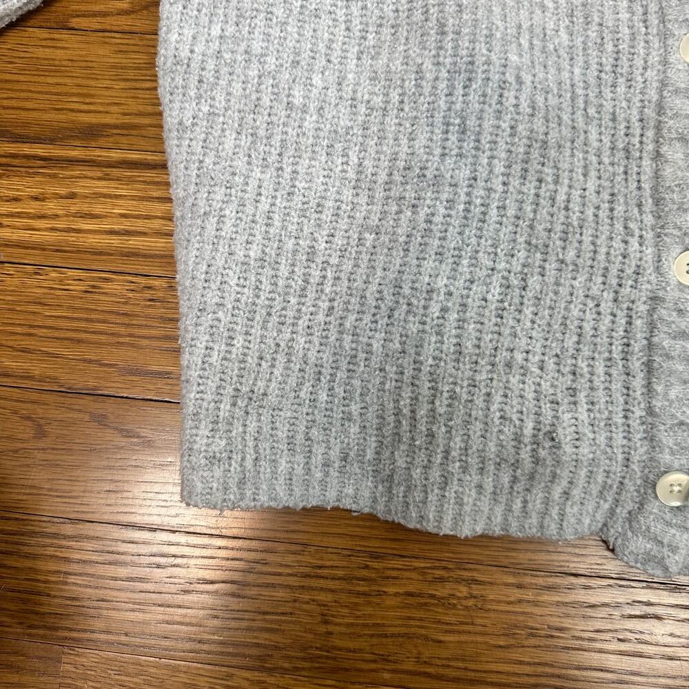 Aerie Gray Oversized Cropped Short Sleeve Knitted Button Front Cardigan - Picture 2 of 6